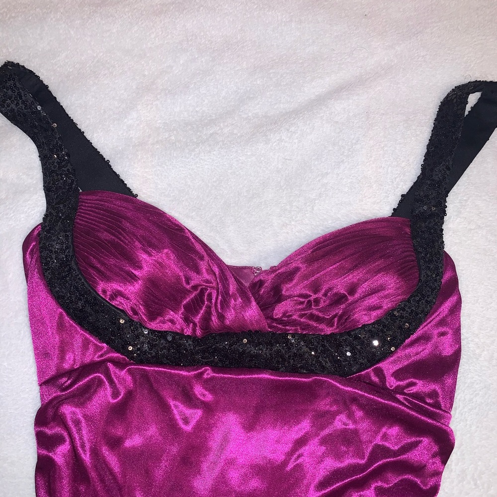 Dress - Picture 2 of 6